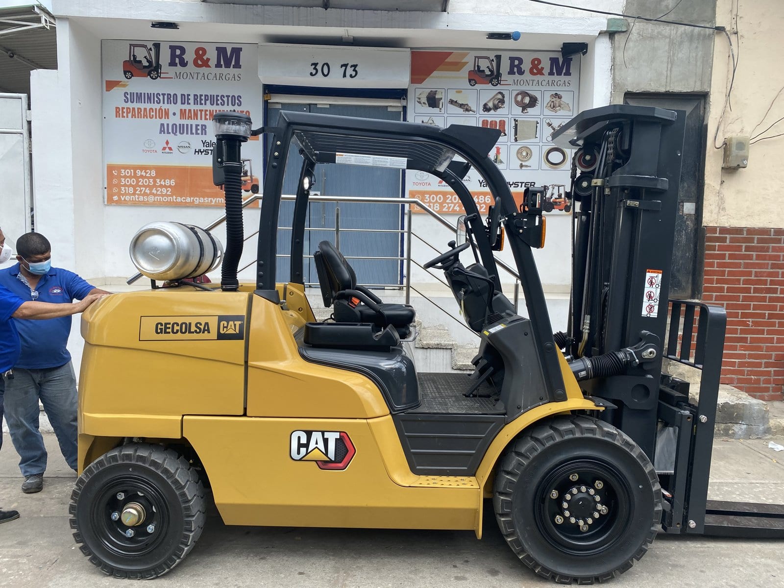 Montacargas Caterpillar GP50N1 usado de 5 toneladas a GLP en YOTA Montacargas, Barranquilla